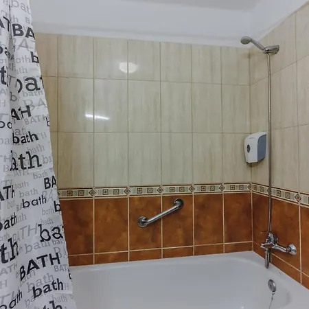 Fibre Wifi Studio Santamaria Heated Pool 200M Beach شقة أذيخي